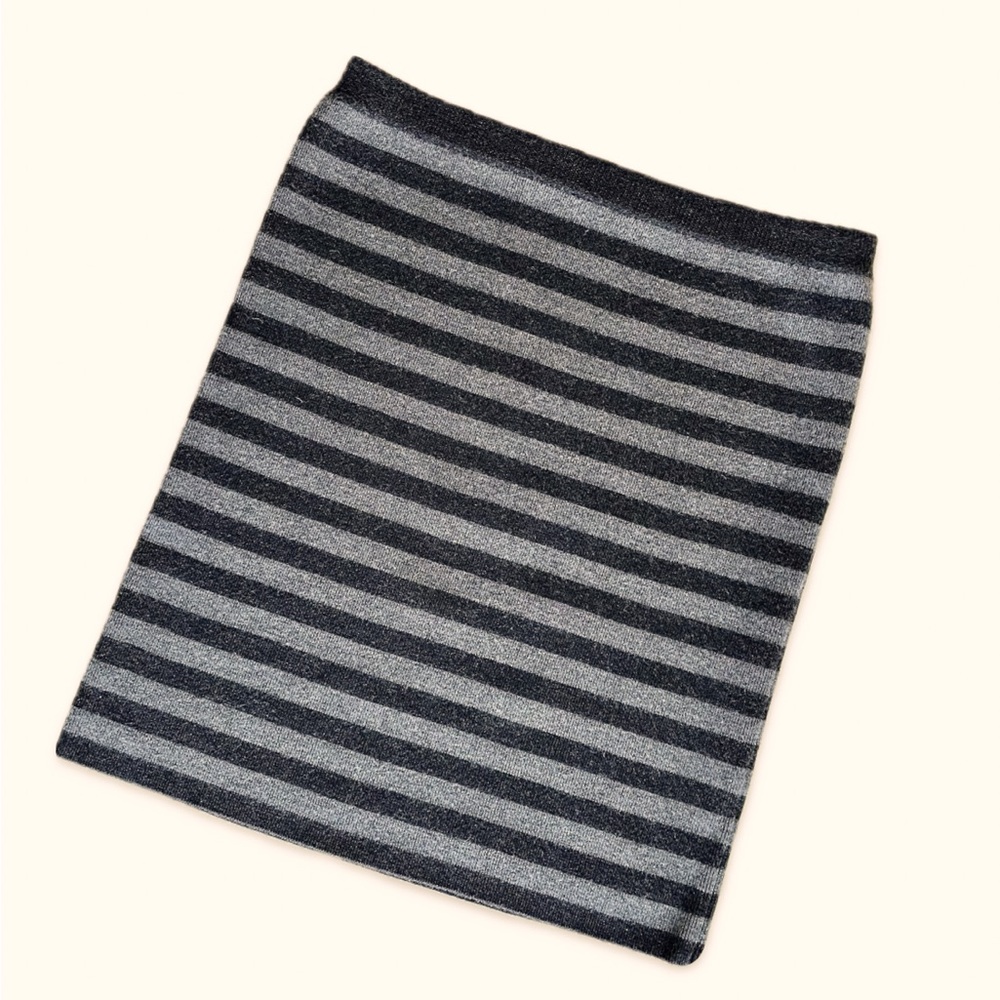 Club Monaco Wool Black & Grey Striped Mini Skirt (M)